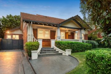 15 Rossfield Avenue, Kew, VIC