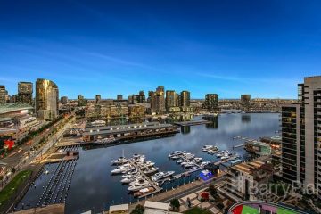 2104/231 Harbour Esplanade, Docklands, VIC