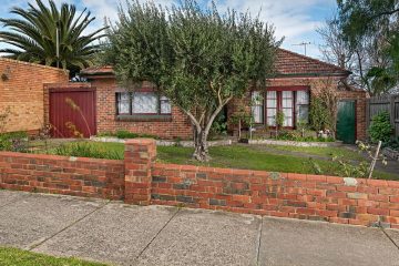 69 Woolton Avenue, Thornbury, VIC