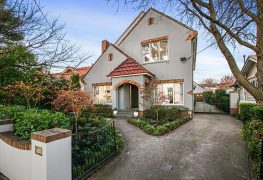 11 Pembroke Street, Surrey Hills, VIC