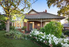 8 Bell Street, Glen Iris, VIC