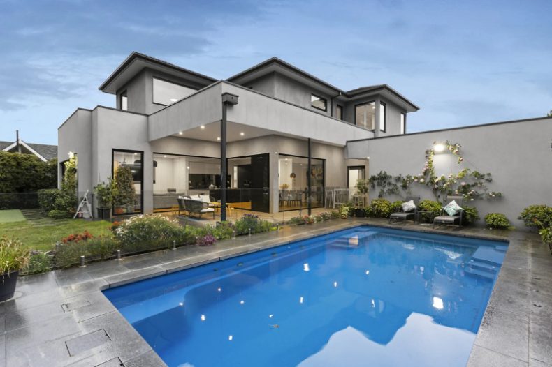 4 Gordon Street, Mont Albert, VIC