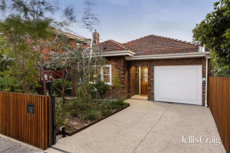 16 Collins Street, Thornbury, VIC