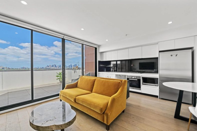 15/1a Campbell Grove, Northcote, VIC