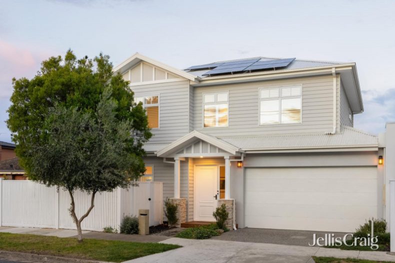 2a Coates Street, Bentleigh, VIC