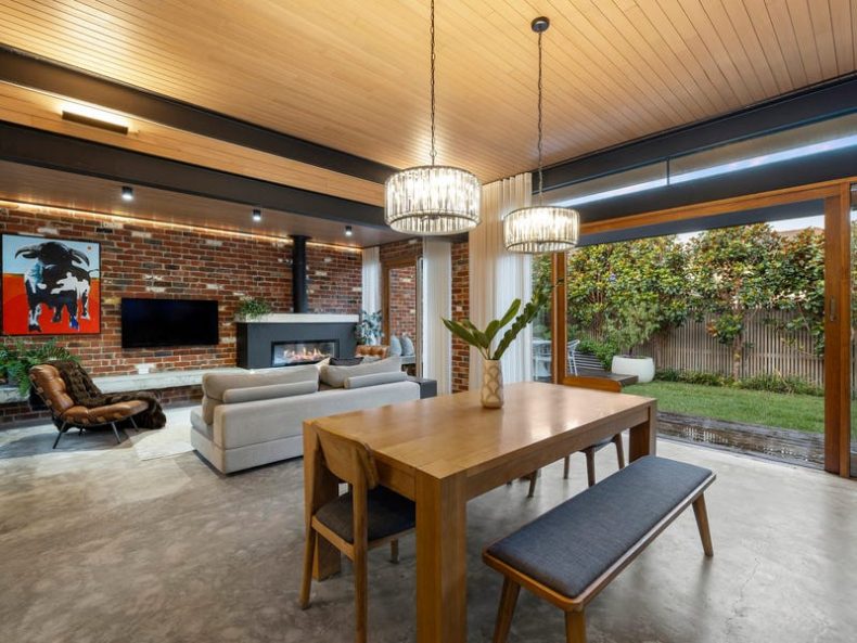 36 Rosella Road, Parkdale, VIC