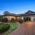 8 Oswald Thomas Avenue, Hampton East, VIC