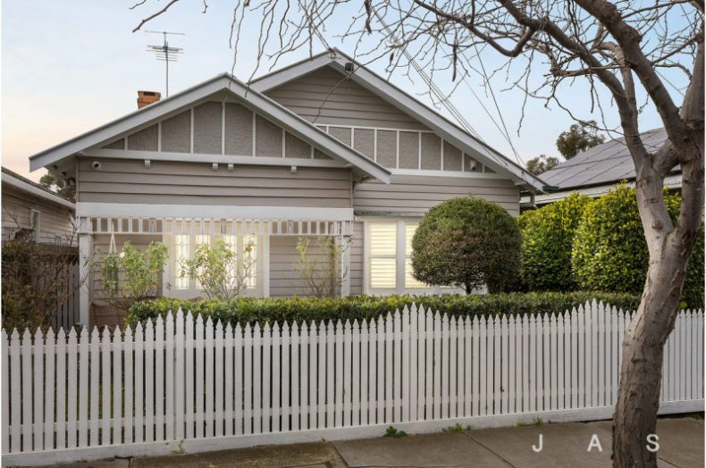 143 Empress Avenue, Kingsville, VIC