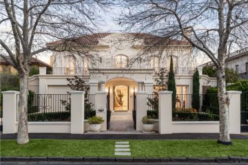 13 Mulgoa Street, Brighton, VIC