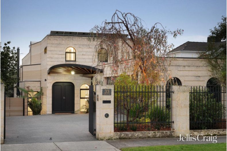 33 Edro Avenue, Brighton East, VIC