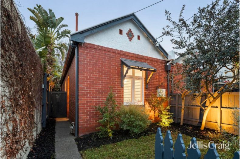 121 Male Street, Brighton, VIC