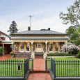 18 Bryson Street, Canterbury, VIC