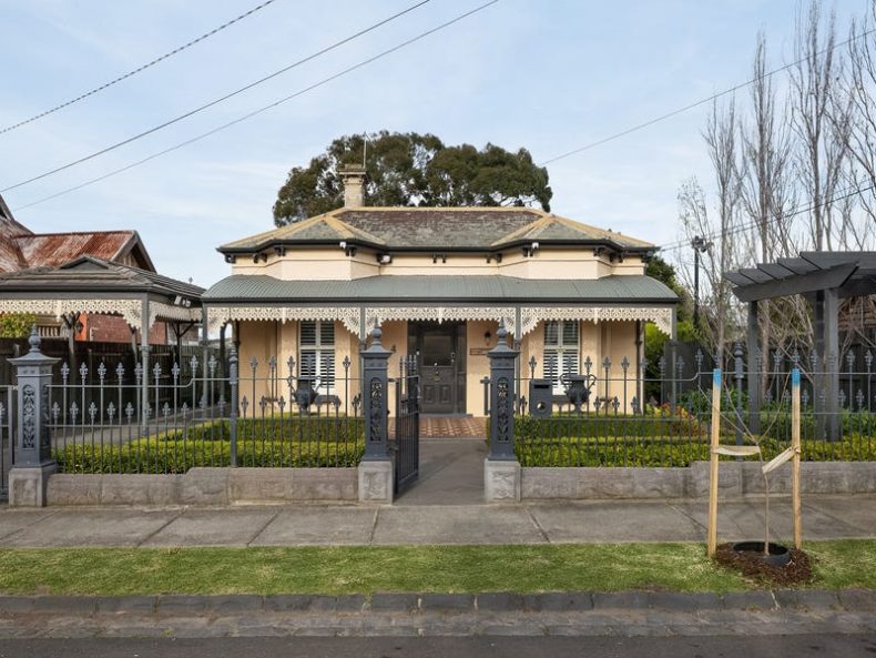 4 Parry Street, Moonee Ponds, VIC